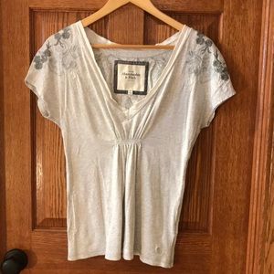Abercrombie & Fitch Embroidered SS Tee - Size M
